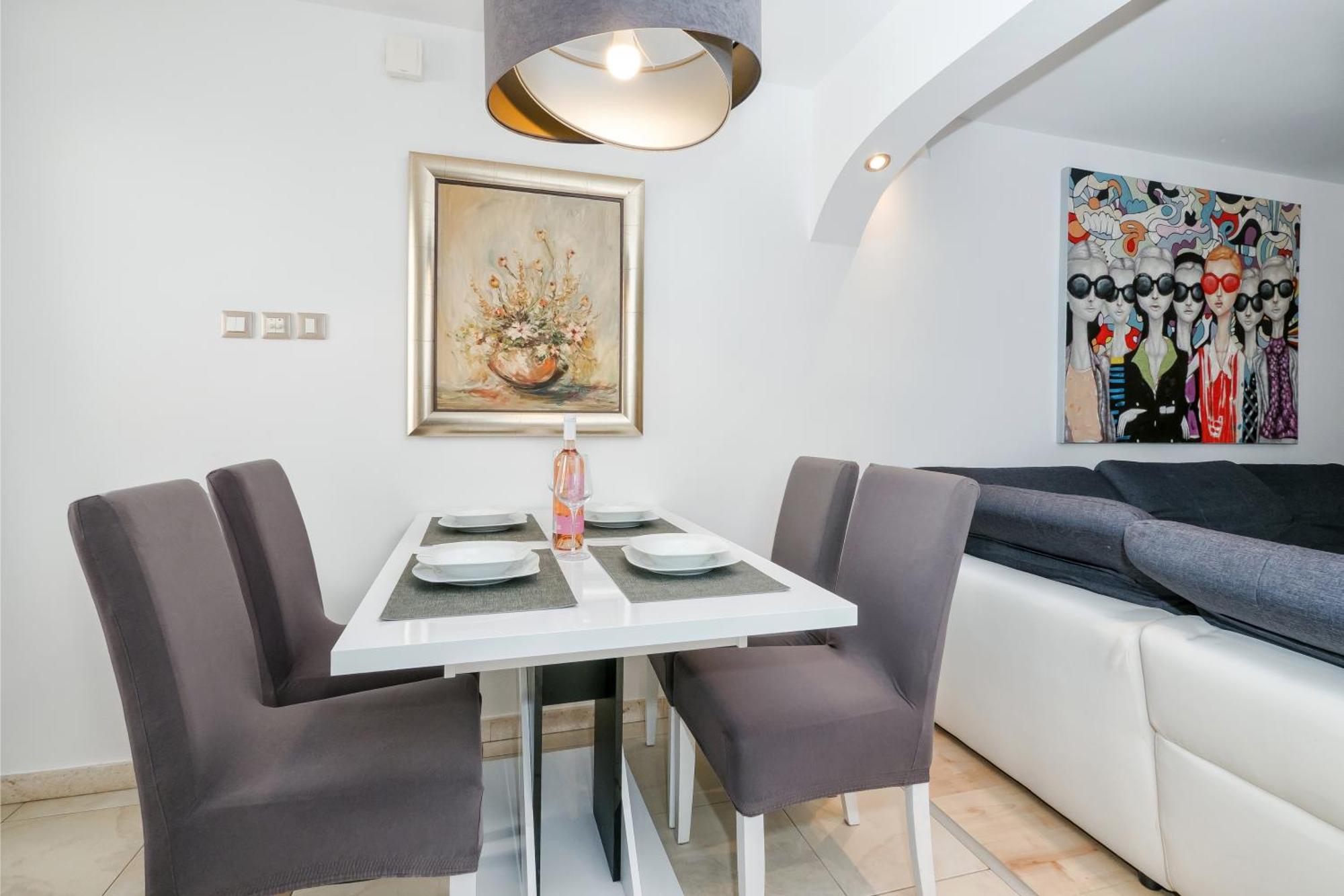 Relaxing 2Bd Apartment, Ground Floor - Walk To Old Town Сплит Экстерьер фото